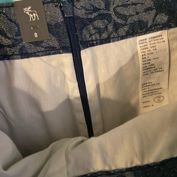 Boutique Modern Stylish 2 piece - Picture 8 of 8